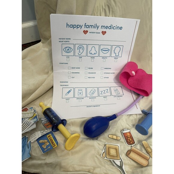 Kids Play Doctor Set W Carrying Case Blood Pressure Cuff Glasses Patient Sheet - Picture 2 of 7